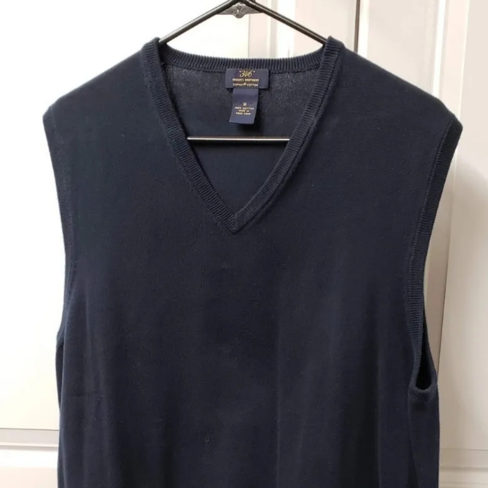 Brooks Brothers 346 Men's Sweater Vest Size: Medium